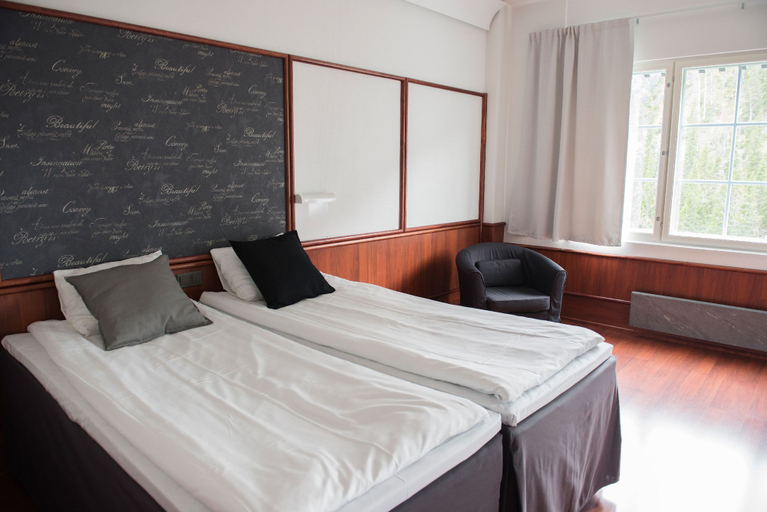 Bedroom 3, Hotel Royal Ruka, Northern Ostrobothnia
