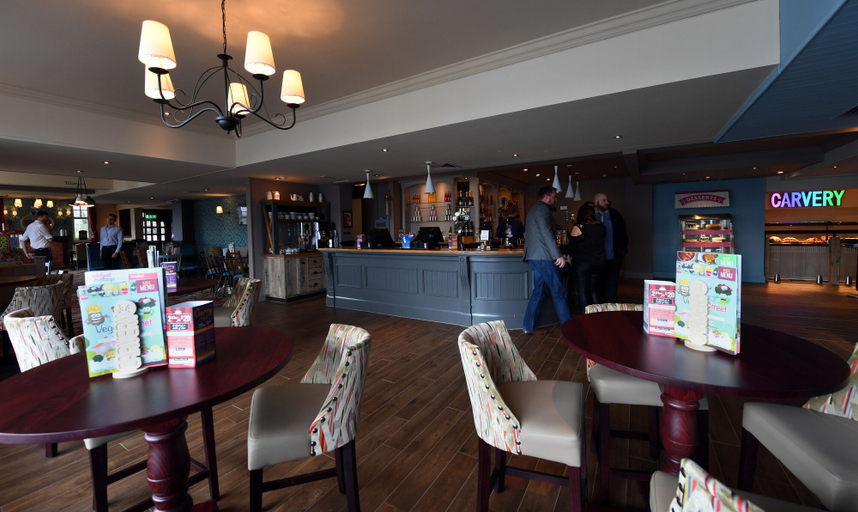 Food & Drinks 5, Spread Eagle, Gailey by Marston's Inns, Staffordshire