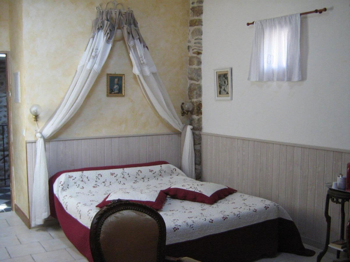 Bedroom 4, Le mas musardiere, Ardèche