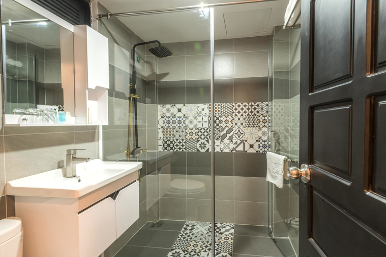 Bathroom 3, Hoian Nostalgia Hotel & Spa, Da Nang