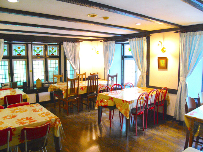 Food & Drinks 5, Lady Diana & St. Georges, Hakuba