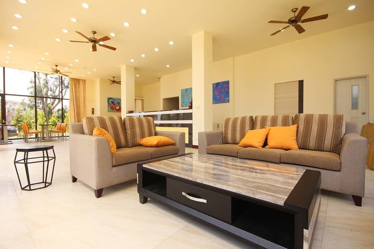 Others 5, Line In B&B, Kinmen