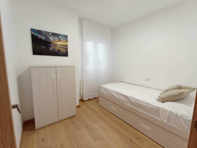 Bedroom 5, Duerming Ría de Viveiro Apartamentos, Lugo