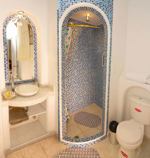 Bathroom 5, Casa Hotel Las Plazas, Quito