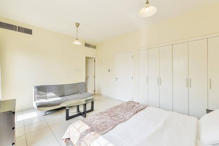Room 4, Medlock Villas, Dubai
