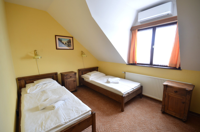 Bedroom 3, Révész Hotel, Győr