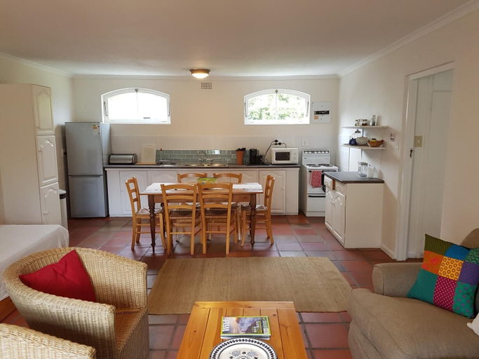 Others 5, Sunny Lane, Cape Winelands