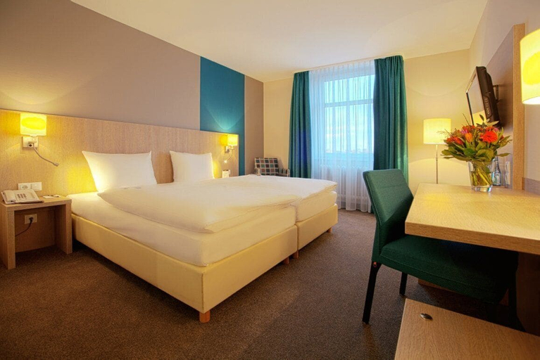 Bedroom 27