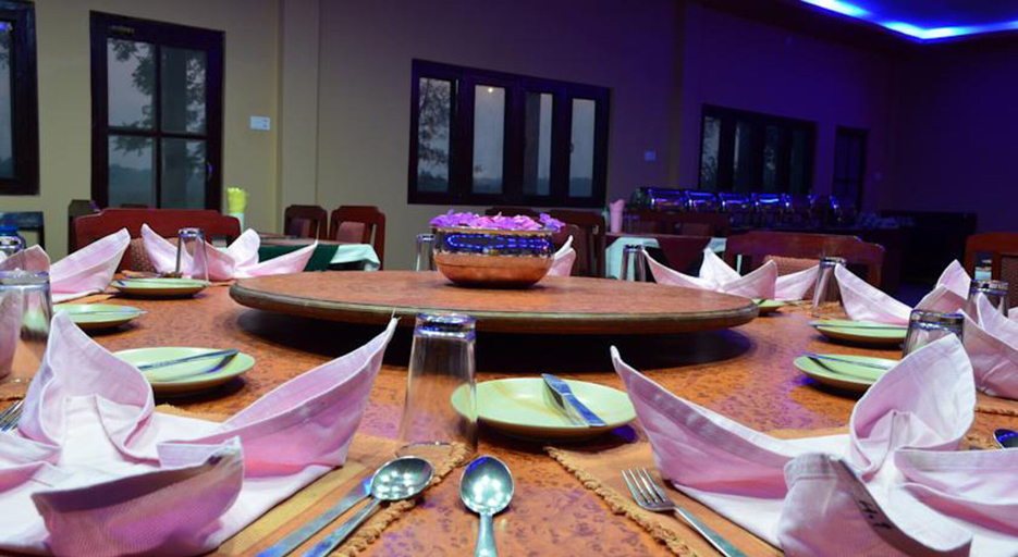 Food & Drinks 5, Hotel Hermitage, Narayani
