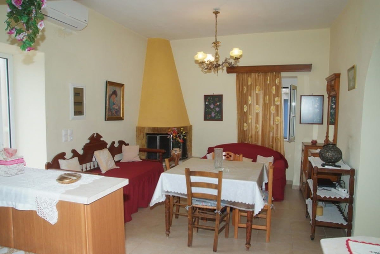 Others 5, Tourloti Village House, Crete
