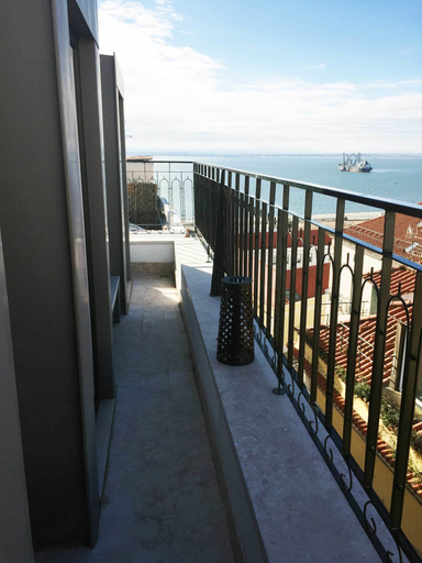 Others 4, Tejo River by Apartments Alfama, Lisbon