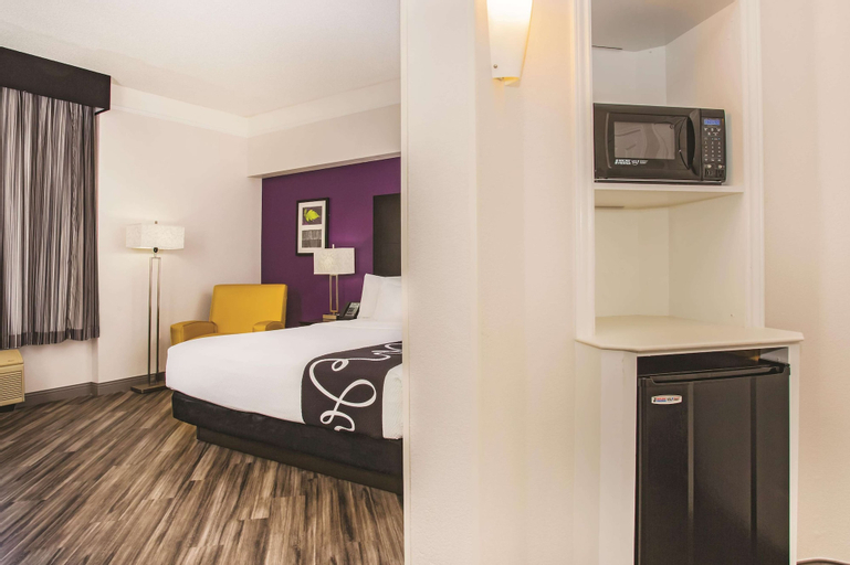 Bedroom 22