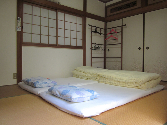 Bedroom 3, Enman Guest House Osaka - Hostel, Moriguchi