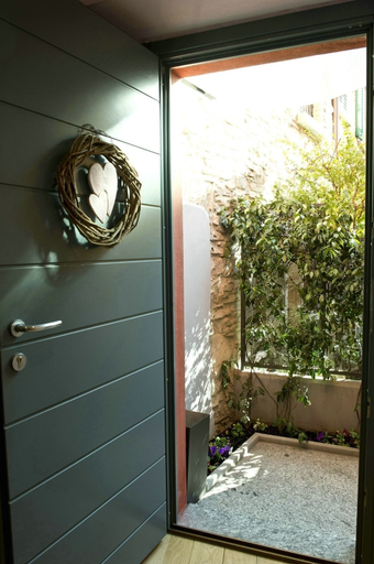 Bathroom, Casa Rossa, Como