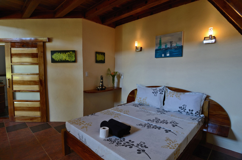 Bedroom 4, Kalachuchi Beach Resort, Enrique Villanueva