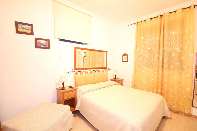Bedroom 4, B&B Il Grappolo, Napoli