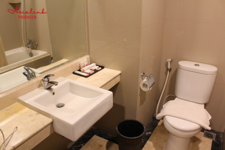 Bathroom 8