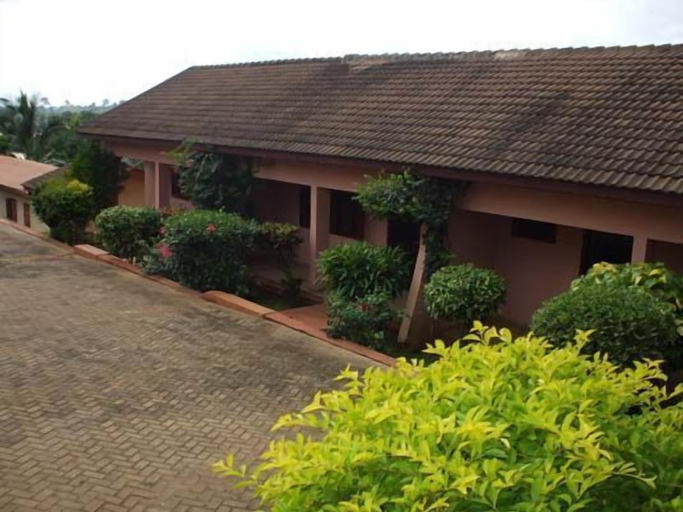 Others 5, Coconut Grove Miners Lodge, Adansi North