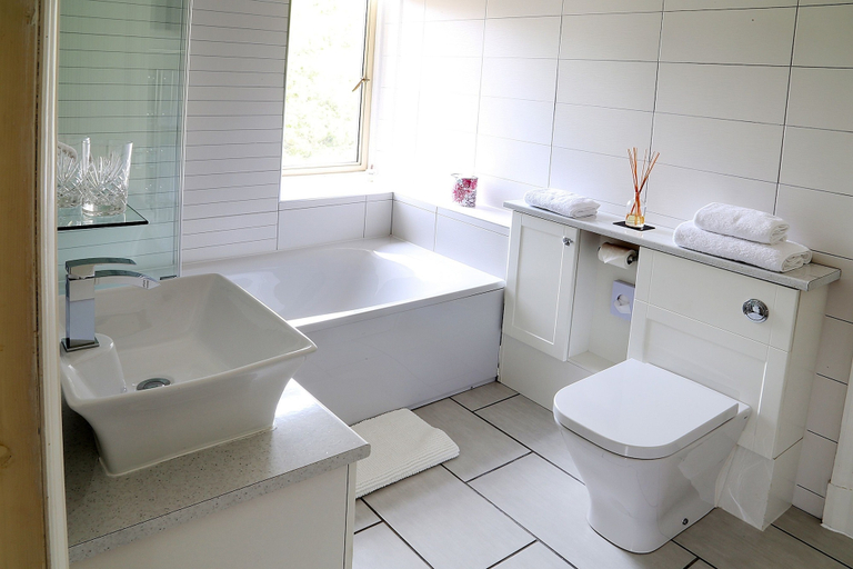 Bathroom 3, Carnach House, Highland
