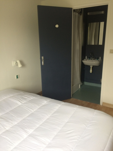 Bedroom 3, Le Salin, Manche