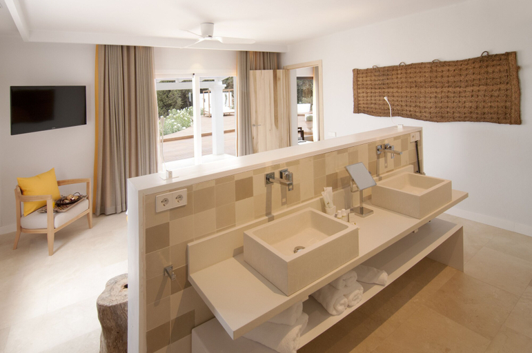 Bathroom 5, Villas Paraíso de los Pinos, Baleares