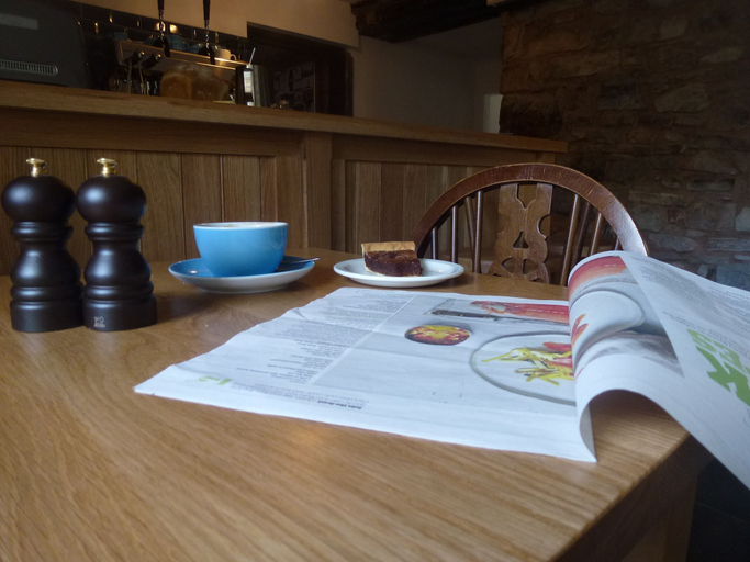 Food & Drinks 5, Bridge House, Devon