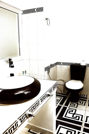Bathroom 3, Arthaus Boutique Hotel, Asunción