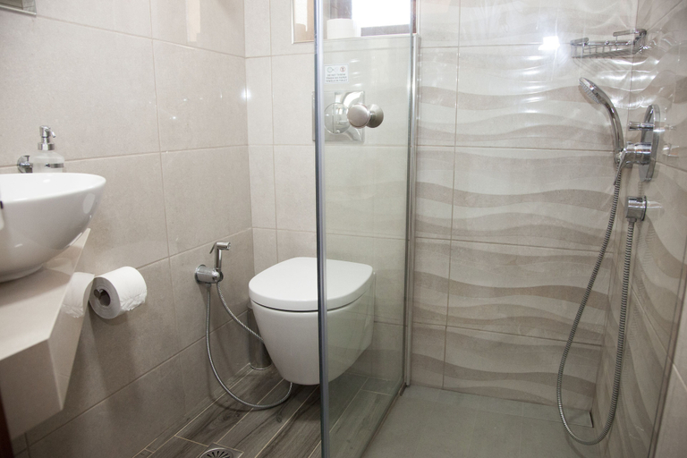 Bathroom 5, Sunny Suites, Crete