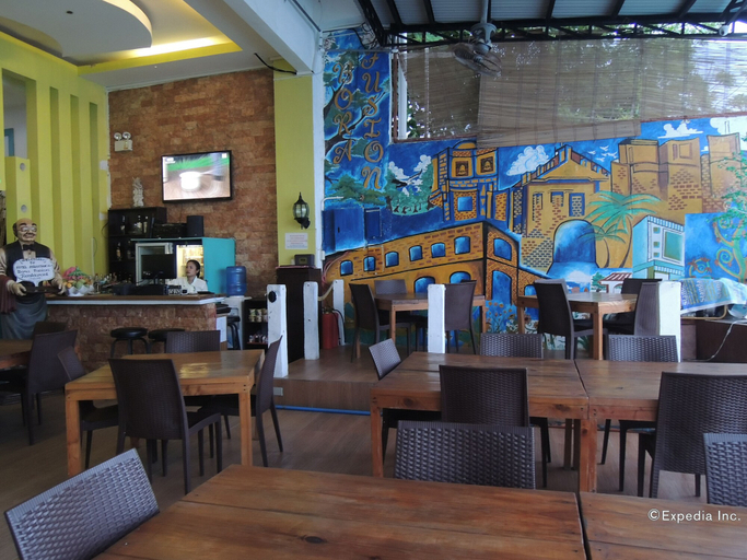 Food & Drinks 5, Hotel Sebastian, Oslob