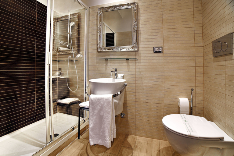 Bathroom 4, Coladir Guest House, Roma