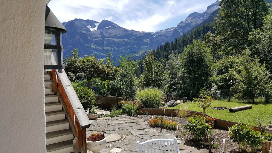 Terrace/patio 5, Bergluft, Obersimmental