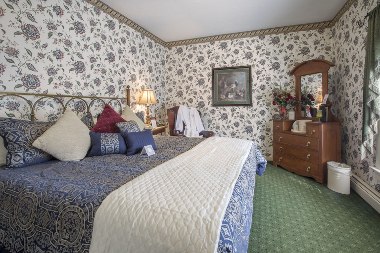 Bedroom 3, The Stroudsmoor by Wedgewood Weddings, Monroe