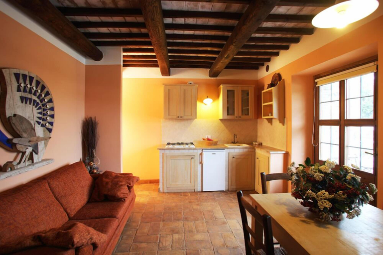Others 3, Agriturismo Colbadia, Terni
