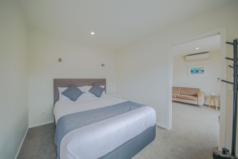 Bedroom 3, Sylvia Park Motel, Waitakere