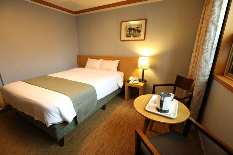 Bedroom 3, Prime Tourist Hotel, Dong