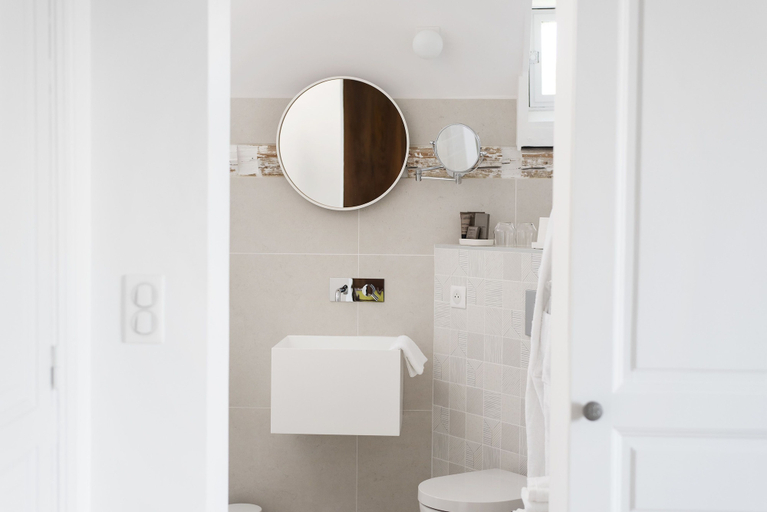 Bathroom 5, La Villa Guy & Spa - Teritoria, Hérault