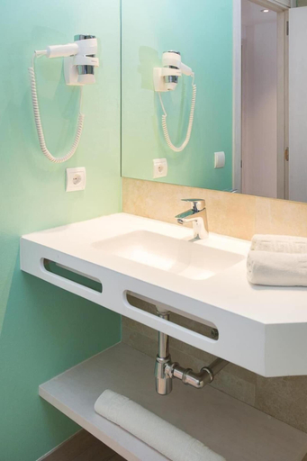 Bathroom 3, Art Apartments by Typic Hotels, Baleares