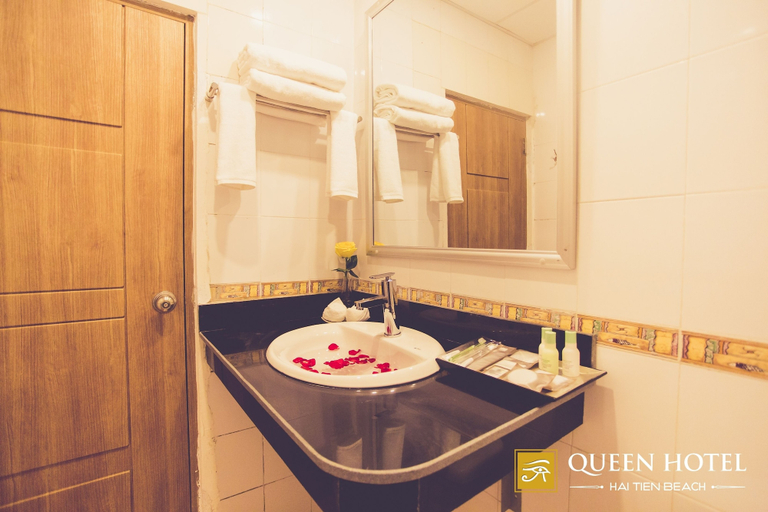 Bathroom 3, Queen Hotel Thanh Hoa, Hoằng Hóa