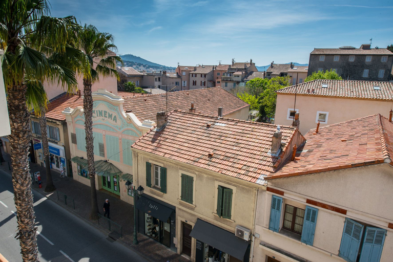 Exterior & Views 2, Hôtel Holidays & Work, Var