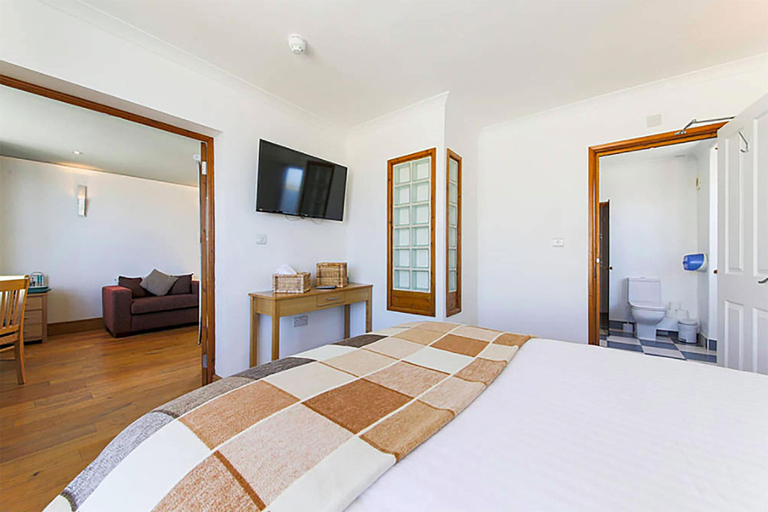 Bedroom 2, Reef Lodge Apartments, Cornwall