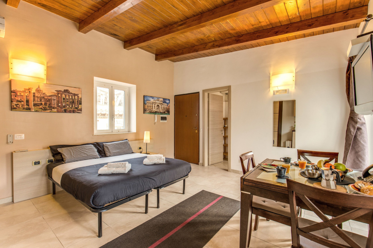 Bedroom 4, Aurelia Vatican Apartments, Roma