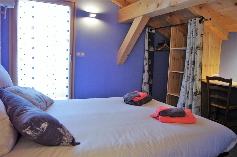 Bedroom 4, Chalet aux 3 biches, Haute-Savoie