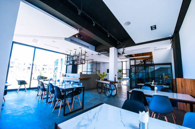 Food & Drinks 5, Pathway B&B, Penghu