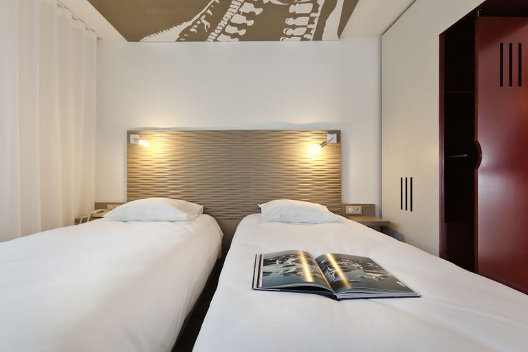 Bedroom 5, ibis Styles Lille Airport, Nord