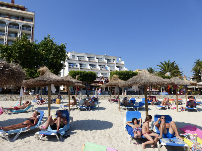 Exterior & Views 2, Apartamentos Balear Beach, Baleares