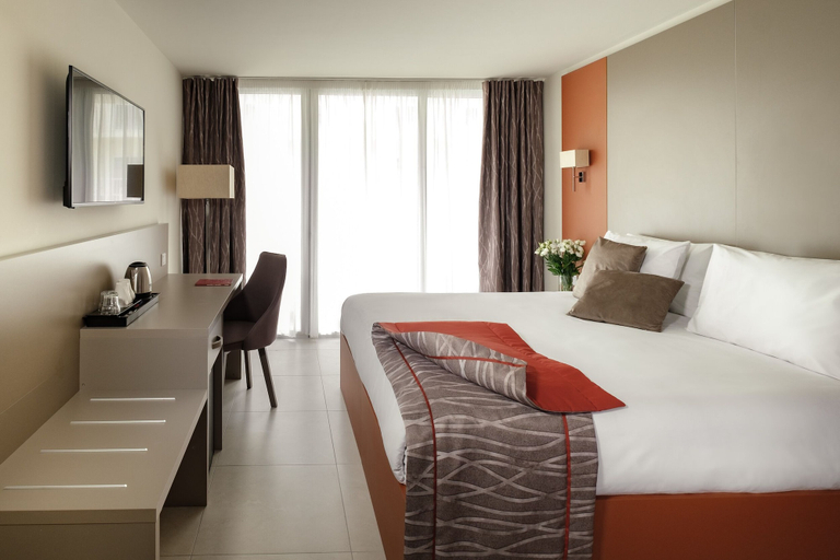 Bedroom 4, Mayflower Hotel, Saint Paul's Bay
