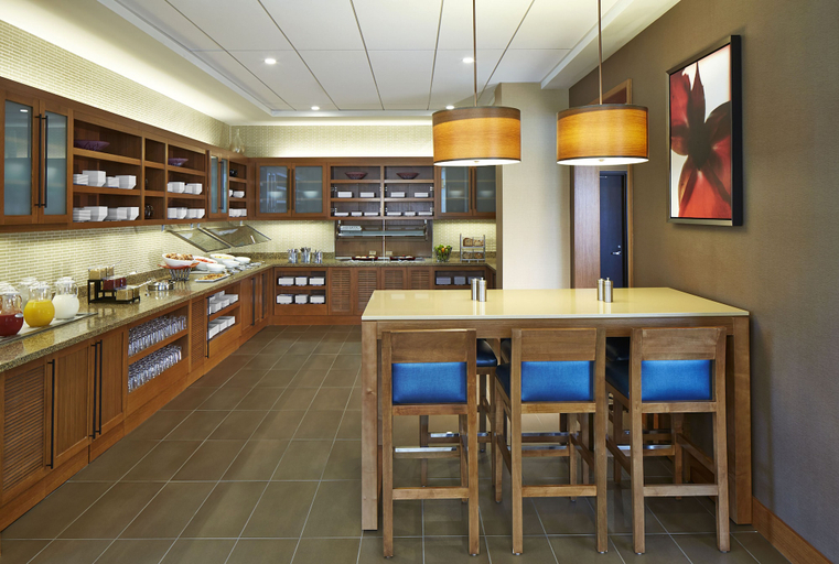 Food & Drinks 5, Hyatt Place Lansing - East, Ingham