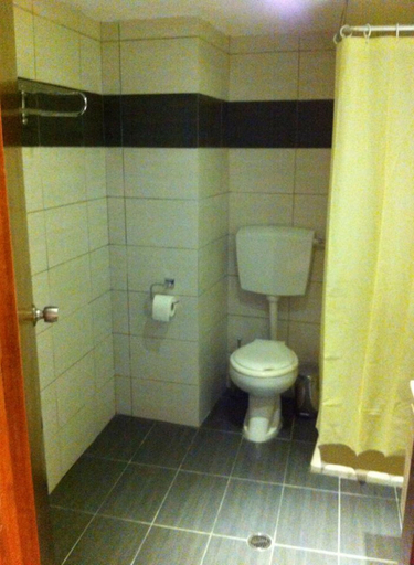 Bathroom, Afandou Mare, South Aegean
