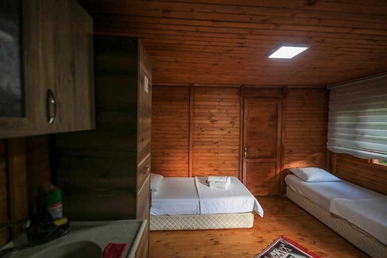 Bedroom 4, Seker Bungalov, Kemer
