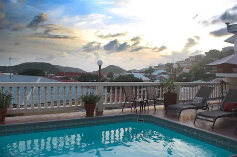 Sport & Beauty 1, Bunker Hill Hotel, Charlotte Amalie